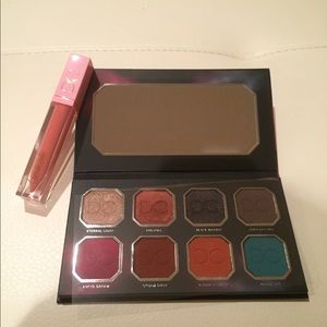 Dominique Cosmetics Palette Lip Bundle